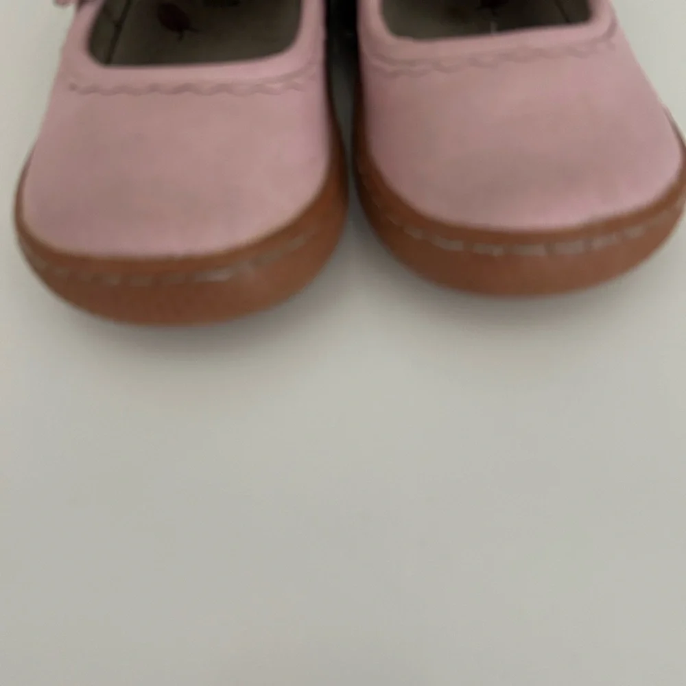 Livie & Luca Pink Mary Jane Preppy Dress Shoes Size 6